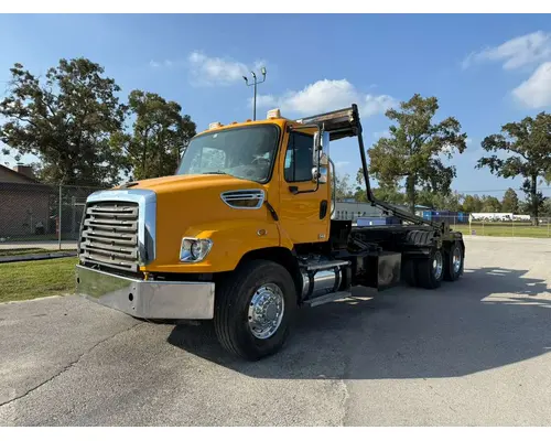 Complete Vehicle FREIGHTLINER Cascadia Crj Heavy Trucks And Parts