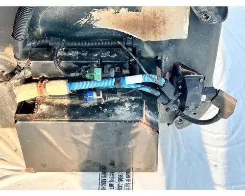 Freightliner Cascadia DPF (Diesel Particulate Filter)