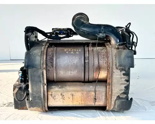 Freightliner Cascadia DPF (Diesel Particulate Filter)