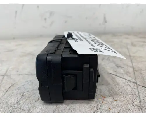 Dash / Console Switch FREIGHTLINER Cascadia Frontier Truck Parts