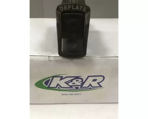 Dash / Console Switch FREIGHTLINER CASCADIA K &amp; R Truck Sales, Inc.