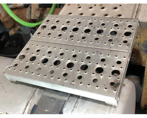 Catwalk Freightliner CASCADIA Vander Haags Inc Sf