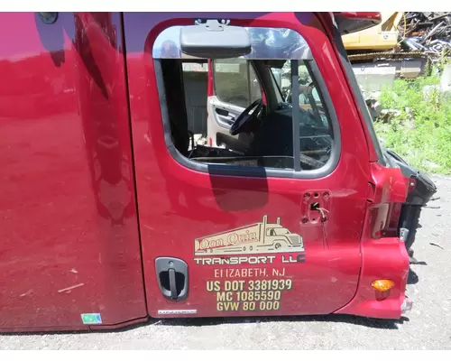 Door Assembly, Front FREIGHTLINER CASCADIA New York Truck Parts, Inc.