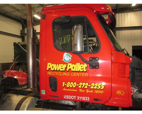 Door Assembly, Front FREIGHTLINER CASCADIA Dutchers Inc   Heavy Truck Div  Ny