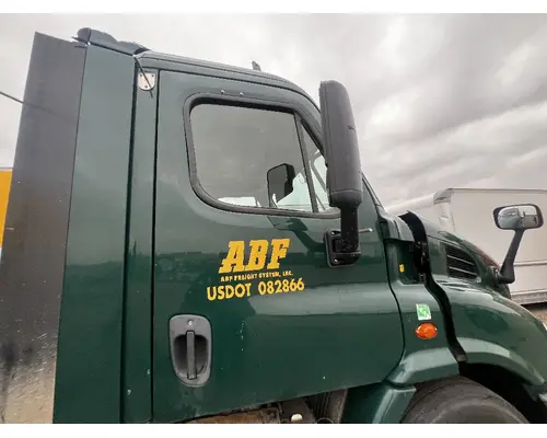 Door Assembly, Front FREIGHTLINER CASCADIA DTI Trucks