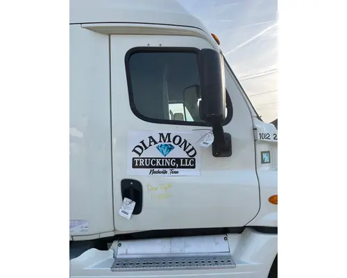 Door Assembly, Front Freightliner CASCADIA River City Truck Parts Inc.