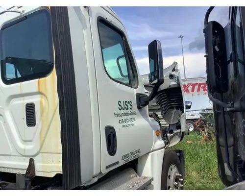 Door Assembly, Front FREIGHTLINER Cascadia Crj Heavy Trucks And Parts