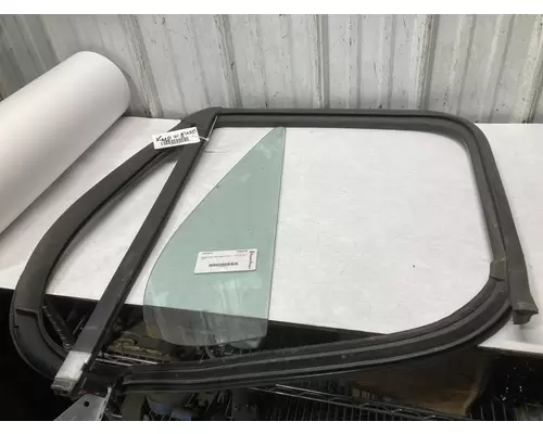 Door Vent Glass, Front Freightliner CASCADIA Vander Haags Inc Sf