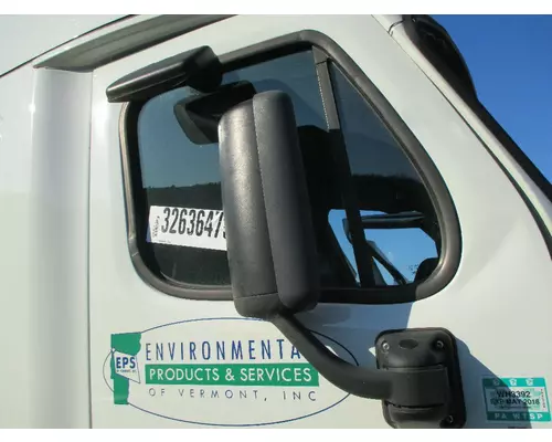 Door Vent Glass, Front FREIGHTLINER CASCADIA Dutchers Inc   Heavy Truck Div  Ny