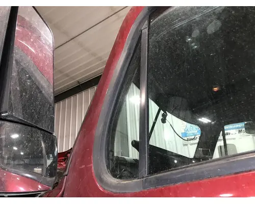 Door Vent Glass, Front Freightliner CASCADIA Vander Haags Inc Sf