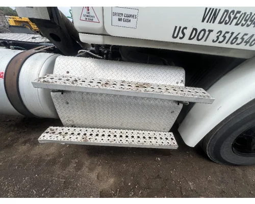 DPF (Diesel Particulate Filter) FREIGHTLINER CASCADIA DTI Trucks