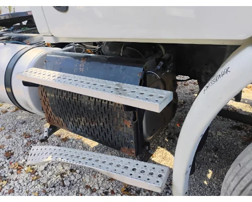 DPF (Diesel Particulate Filter) FREIGHTLINER CASCADIA CRJ Heavy Trucks and Parts
