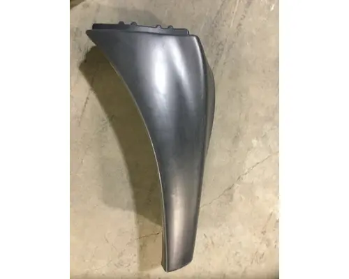 Fender Extension FREIGHTLINER CASCADIA Hagerman Inc.