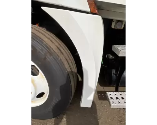 Freightliner Cascadia Fender Extension