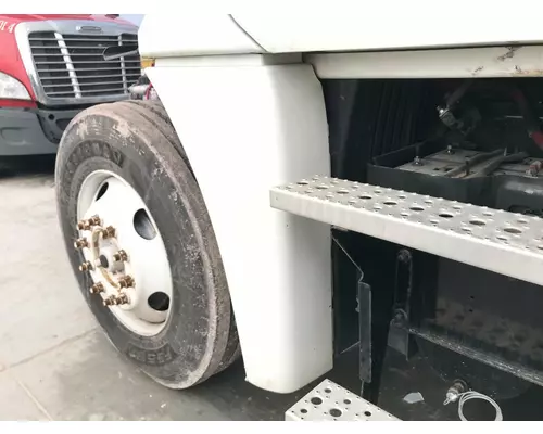 Fender Freightliner CASCADIA Vander Haags Inc Sp