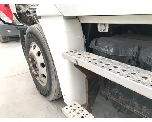 Fender Freightliner CASCADIA Vander Haags Inc Cb