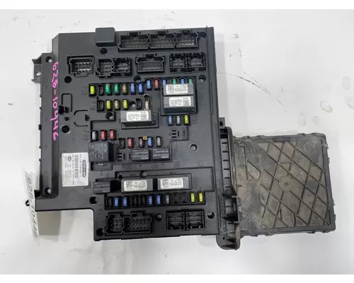 Fuse Box FREIGHTLINER Cascadia Frontier Truck Parts