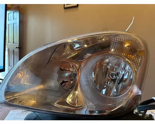 Headlamp Assembly FREIGHTLINER CASCADIA Dutchers Inc   Heavy Truck Div  Ny