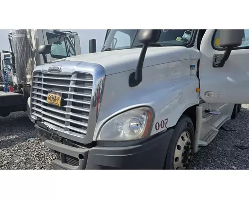 Hood FREIGHTLINER CASCADIA Custom Truck One Source
