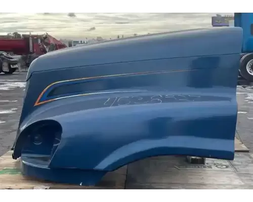 Freightliner Cascadia Hood