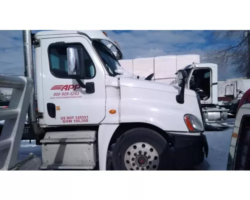 Hood FREIGHTLINER Cascadia High Mountain Horsepower