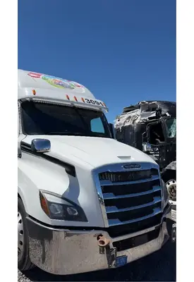 Freightliner Cascadia Hood