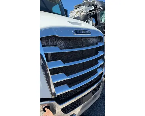 Freightliner Cascadia Hood