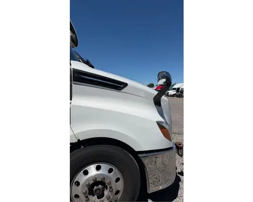 Freightliner Cascadia Hood