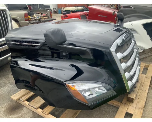 Hood FREIGHTLINER Cascadia HD Truck Repair &amp;amp; Service