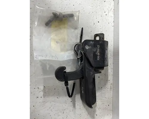 Latches And Locks FREIGHTLINER Cascadia K &amp; R Truck Sales, Inc.