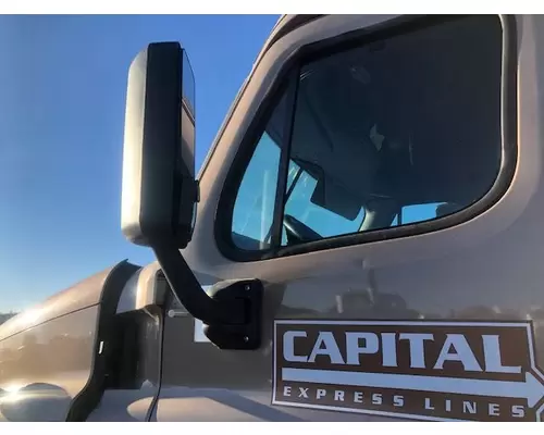 Freightliner Cascadia Mirror (Side View)