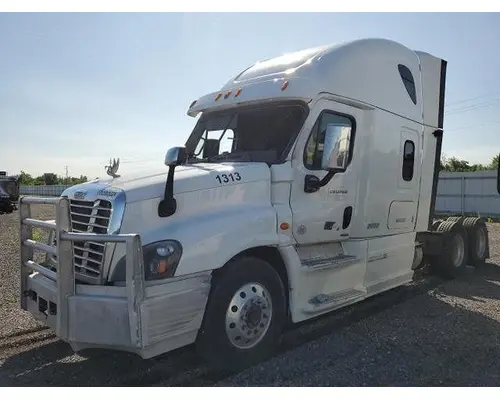 Mirror (Side View) FREIGHTLINER Cascadia Johnson Auto Wreckers Plus 