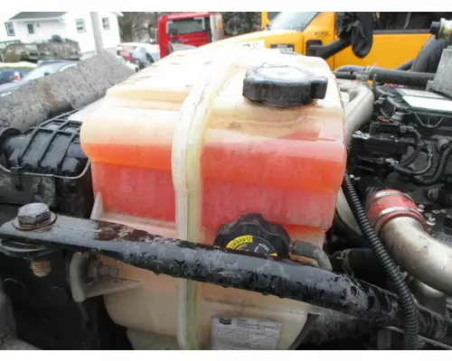 Radiator FREIGHTLINER CASCADIA Dutchers Inc   Heavy Truck Div  Ny