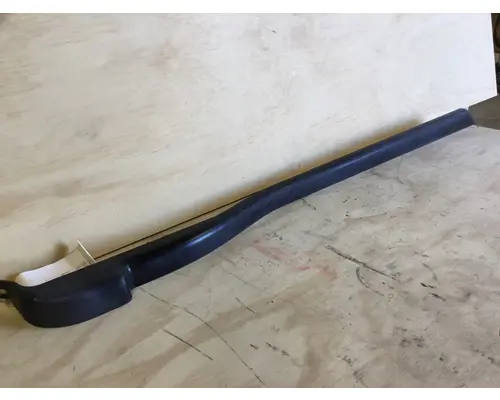 Rocker Panel Moulding FREIGHTLINER CASCADIA Hagerman Inc.
