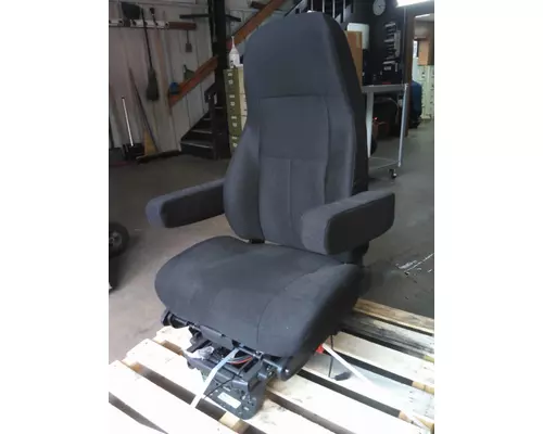 Seat, Front FREIGHTLINER CASCADIA LKQ Evans Heavy Truck Parts