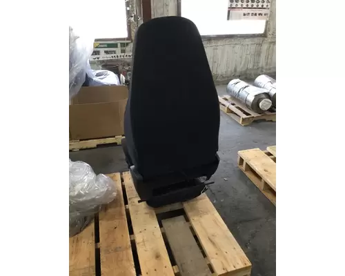 Freightliner Cascadia Seat, Front