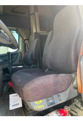 Freightliner Cascadia Seat, Front
