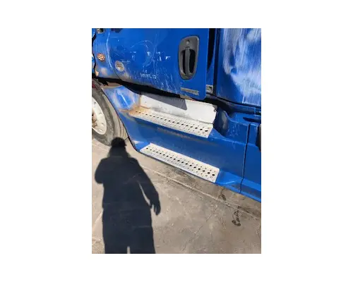 Side Fairing FREIGHTLINER Cascadia American Truck Salvage