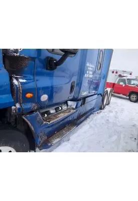 Freightliner Cascadia Side Fairing