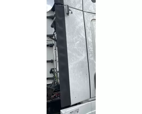 Sleeper Fairing FREIGHTLINER CASCADIA Custom Truck One Source