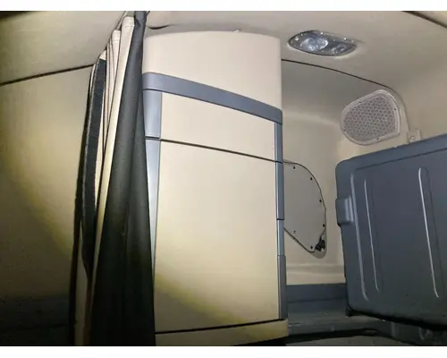 Sleeper Freightliner CASCADIA Vander Haags Inc Sf