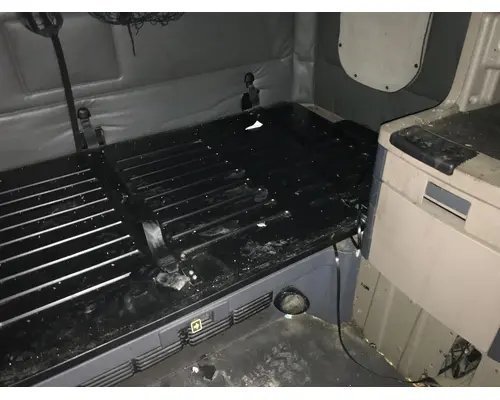 Sleeper Freightliner CASCADIA Vander Haags Inc Cb