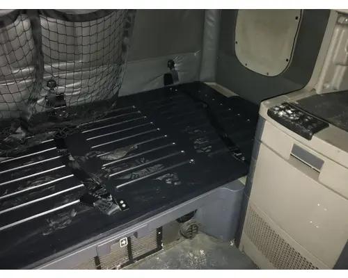 Sleeper Freightliner CASCADIA Vander Haags Inc Cb