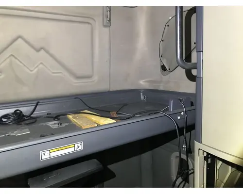 Sleeper Freightliner CASCADIA Vander Haags Inc Cb