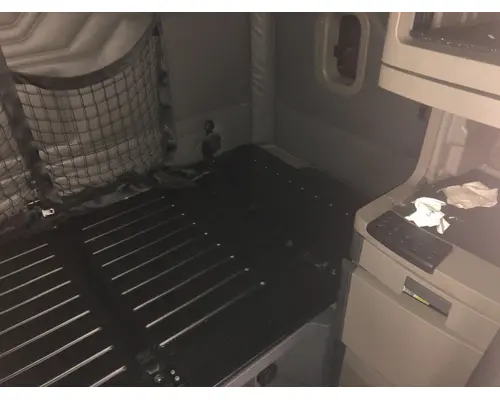 Sleeper Freightliner CASCADIA Vander Haags Inc Cb