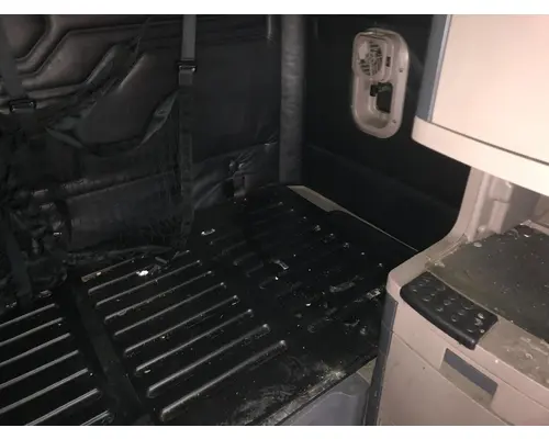 Sleeper Freightliner CASCADIA Vander Haags Inc Cb