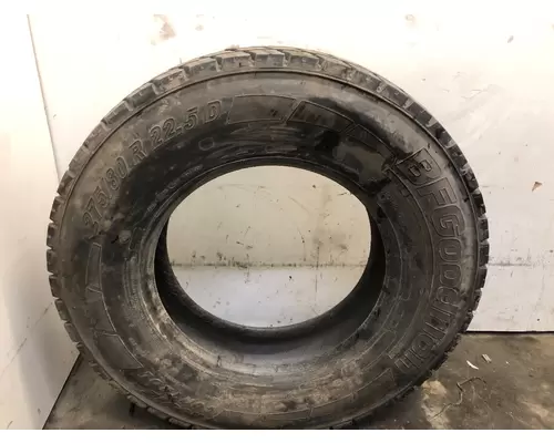 Tires Freightliner CASCADIA Vander Haags Inc Cb