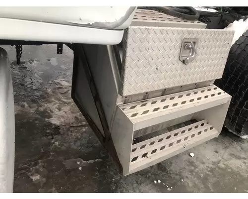 Tool Box Freightliner CASCADIA Vander Haags Inc Cb