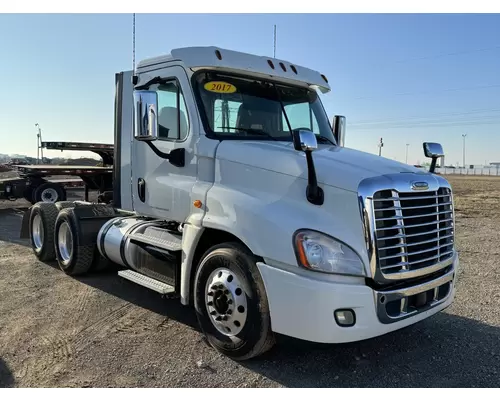Complete Vehicle Freightliner CASCADIA Vander Haags Inc Dm