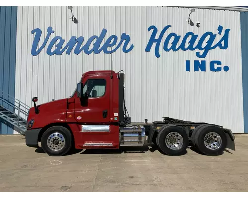 Complete Vehicle Freightliner CASCADIA Vander Haags Inc Sf